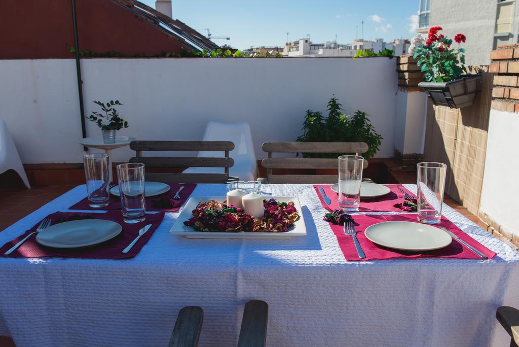 Ab Apartamentos Trinidad Malaga Bagian luar foto
